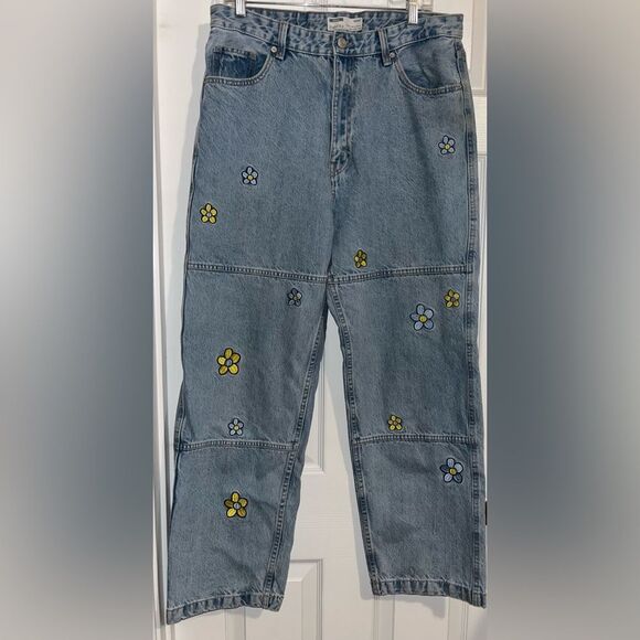 Bershka Denim - Bershka Womens Skater Baggy Fit Light Wash Denim Jeans Blue Sz 32 embroidered